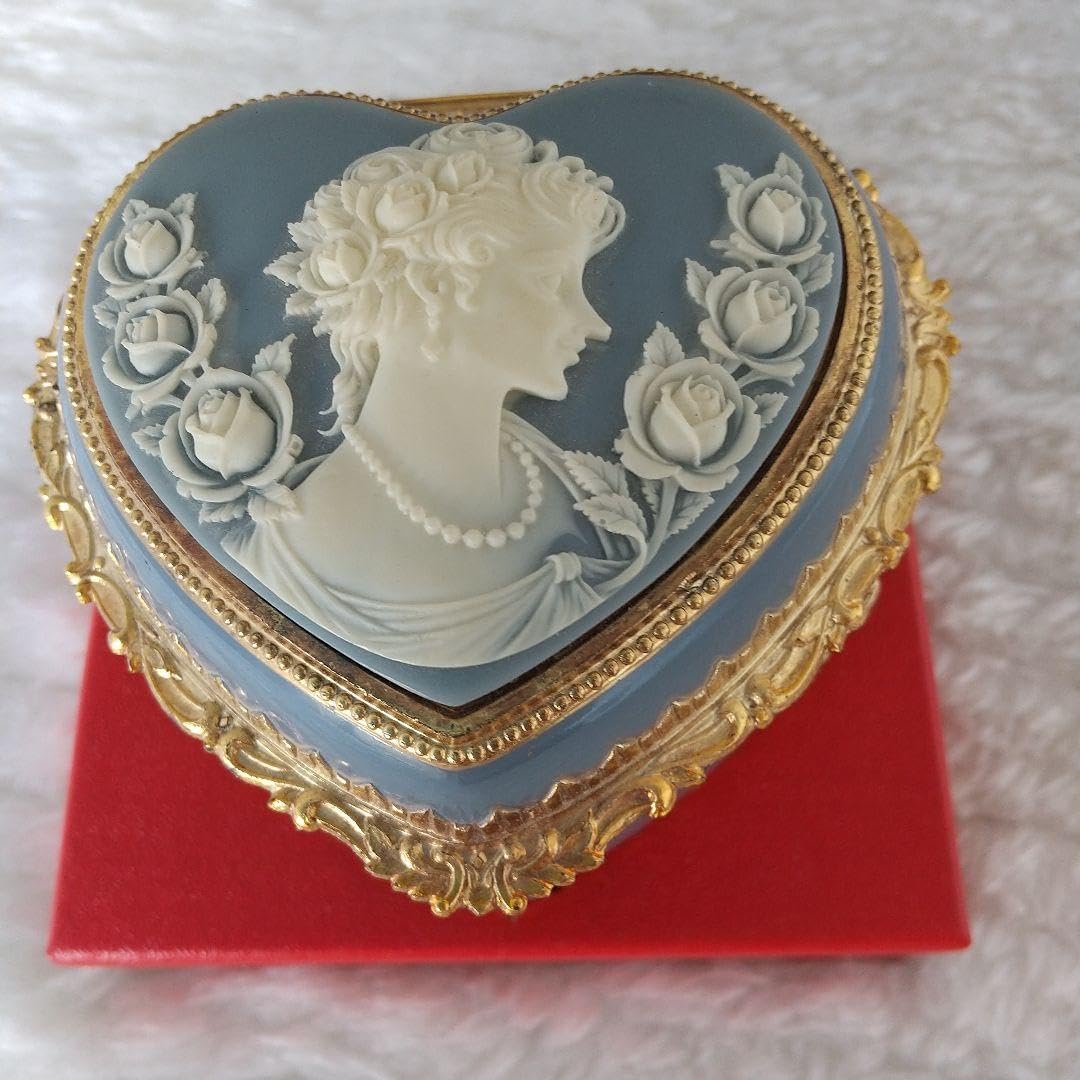 新品オルゴール(愛の讃歌)ハート型気品、緻密な装飾、ゴージャス、宝石入れ/日本製 オルゴール(愛の讃歌)ハート型気品、緻密な装飾、ゴージャス、宝石入れ